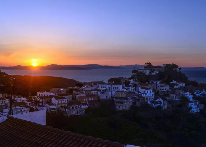 Semesterbostad Sunset Elena *